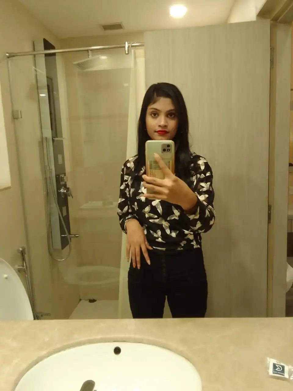 Real Photos College Call Girl in Jamnagar — Simran | Genuine Number, No Agency — Main Market, Jamnagar