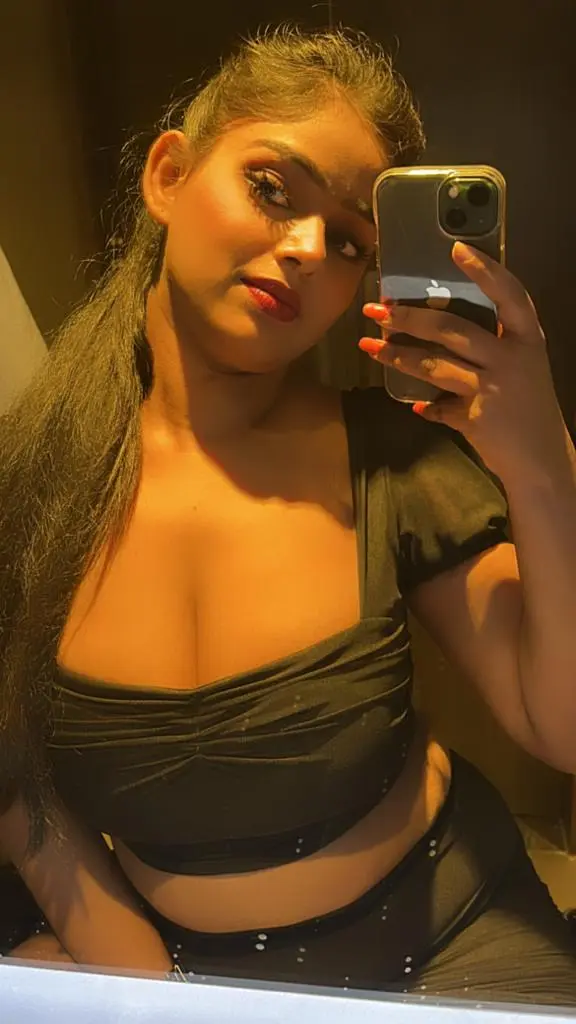 Neha Independent Call Girl Service in Akola — 24 Hour, Real Photos — Civil Lines, Akola