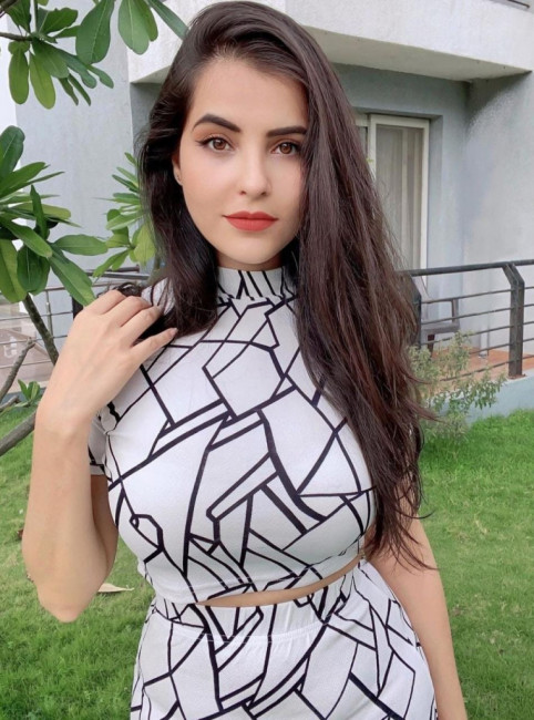 Aaliya — Independent Companion in Aerocity Surat | Incall & Outcall 24/7 — Aerocity, Surat